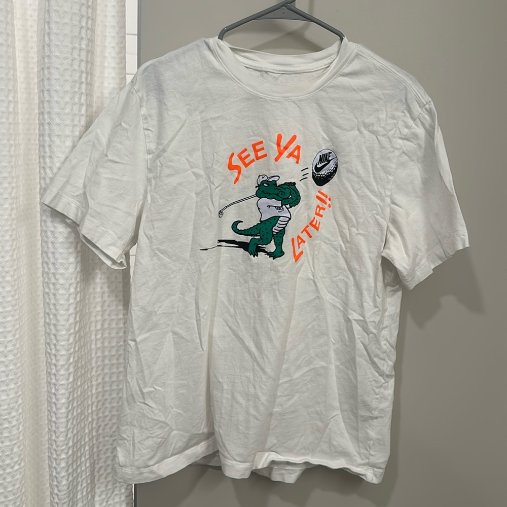 Nike t shirt